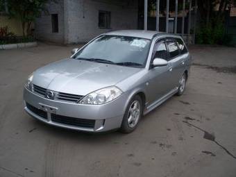 2001 Nissan Wingroad Photos