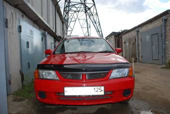 2001 Nissan Wingroad Photos