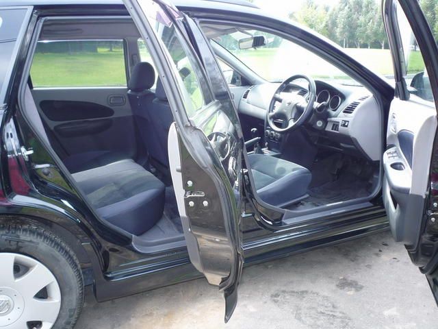 2002 Nissan Wingroad