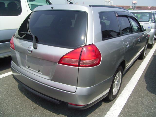 2002 Nissan Wingroad Pictures