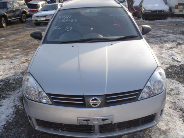 2002 Nissan Wingroad Images