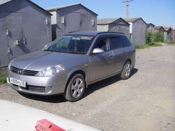 2002 Nissan Wingroad Photos