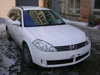 2002 Nissan Wingroad Photos