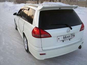 2002 Nissan Wingroad Pictures