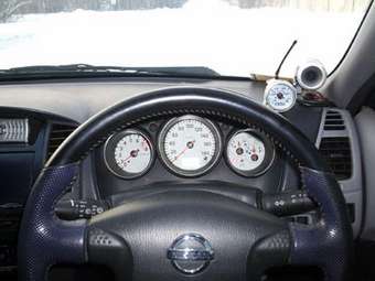 2002 Nissan Wingroad Pictures