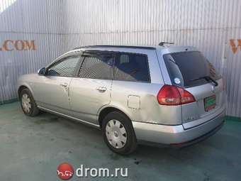 2002 Nissan Wingroad Photos