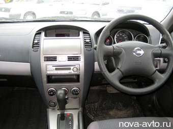 2002 Nissan Wingroad Images