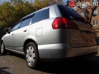 2002 Nissan Wingroad Pictures