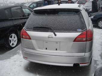 2002 Nissan Wingroad Photos