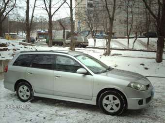 2002 Nissan Wingroad Pictures