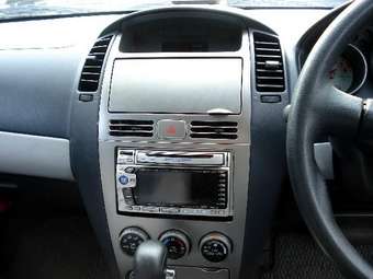 2002 Nissan Wingroad Pictures