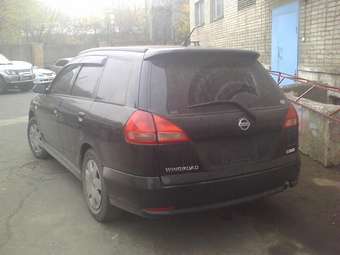 2002 Nissan Wingroad Photos