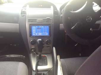 2002 Nissan Wingroad Pictures