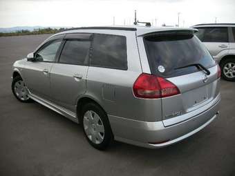 2002 Nissan Wingroad Pictures