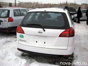 2002 Nissan Wingroad Pictures