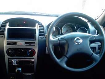 2002 Nissan Wingroad Pictures