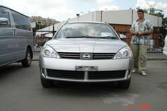 2002 Nissan Wingroad Images