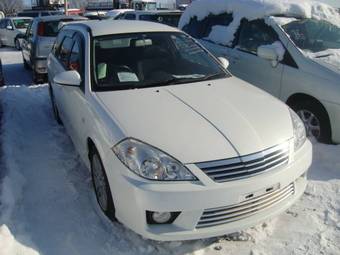 2002 Nissan Wingroad Pictures