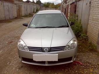 2002 Nissan Wingroad Photos