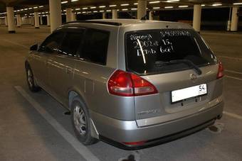 2002 Nissan Wingroad Pictures
