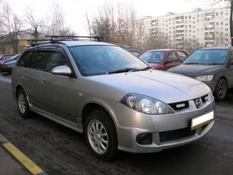 2002 Nissan Wingroad Pictures