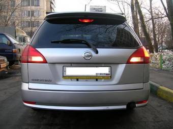 2002 Nissan Wingroad Images
