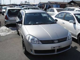 2002 Nissan Wingroad Photos