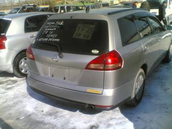 2002 Nissan Wingroad Pictures