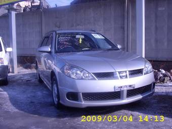 2002 Nissan Wingroad Photos