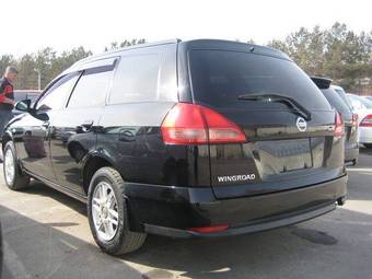 2002 Nissan Wingroad Pictures