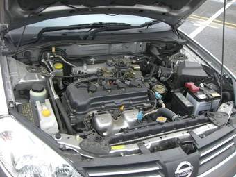 2002 Nissan Wingroad Pictures