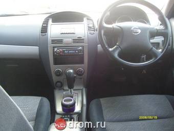 2002 Nissan Wingroad Photos