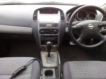 2002 Nissan Wingroad Pictures
