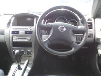 2002 Nissan Wingroad Photos