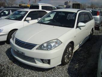 2002 Nissan Wingroad Pictures