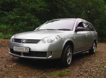 2002 Nissan Wingroad Photos