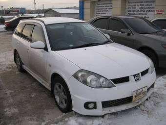 2002 Nissan Wingroad Photos