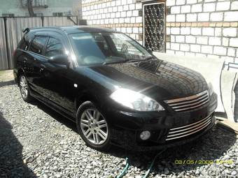 2002 Nissan Wingroad Photos