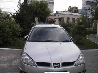 2002 Nissan Wingroad Photos