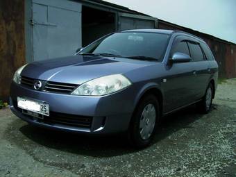 2002 Nissan Wingroad Photos