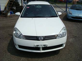 2002 Nissan Wingroad Photos