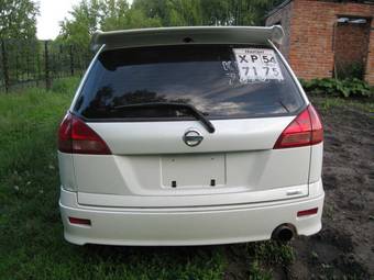2002 Nissan Wingroad Images