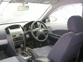 2002 Nissan Wingroad Photos