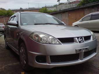 2002 Nissan Wingroad Photos