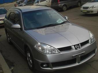 2002 Nissan Wingroad Pictures