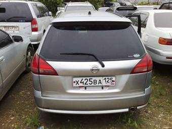 2002 Nissan Wingroad Photos