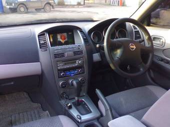 2002 Nissan Wingroad Photos