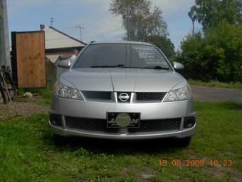 2002 Nissan Wingroad Photos