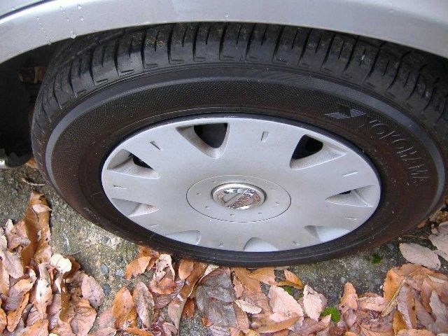 2003 Nissan Wingroad