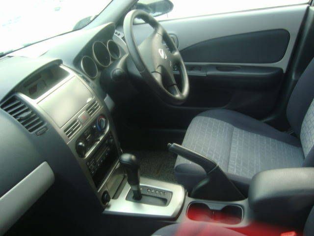 2003 Nissan Wingroad
